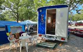 Übernachten im Bauwagen